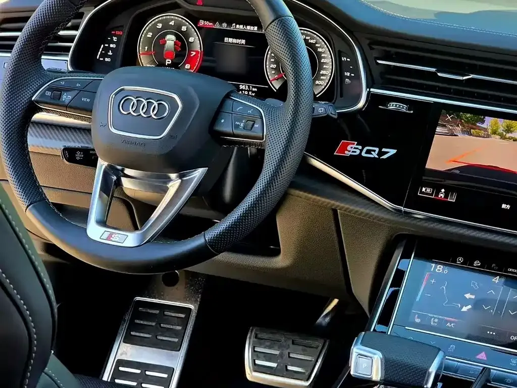 Audi SQ7 2024 из CN, фото 5