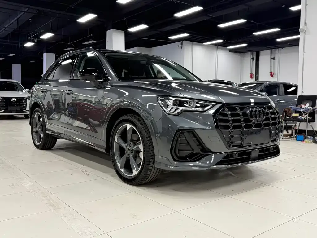 Audi Q3 — фото 6