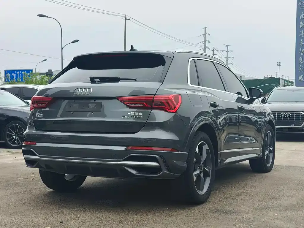 Audi Q3 — фото 6