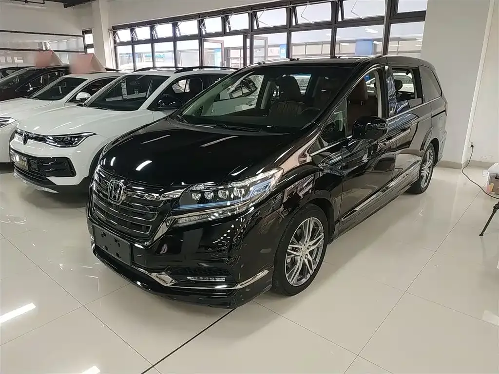 Honda Elysion 2021 из CN, фото 4