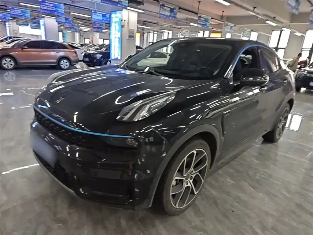 Lynk & Co 05