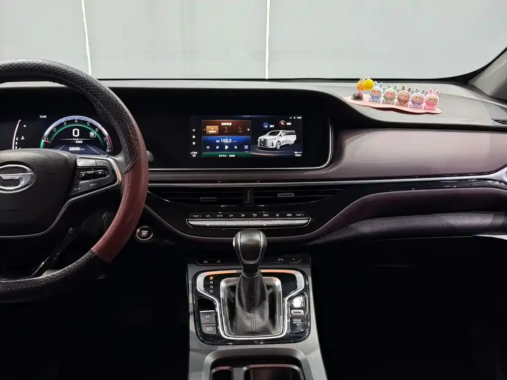 GAC Motor Trumpchi M6 — фото 9