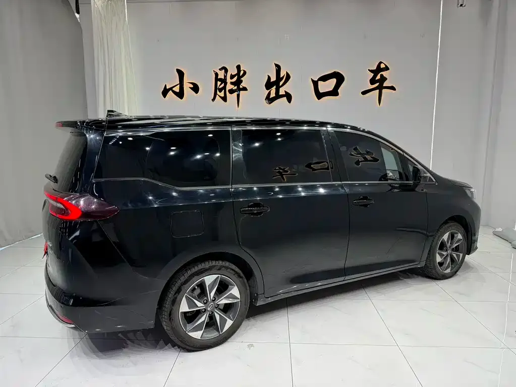 GAC Motor Trumpchi M6 — фото 5