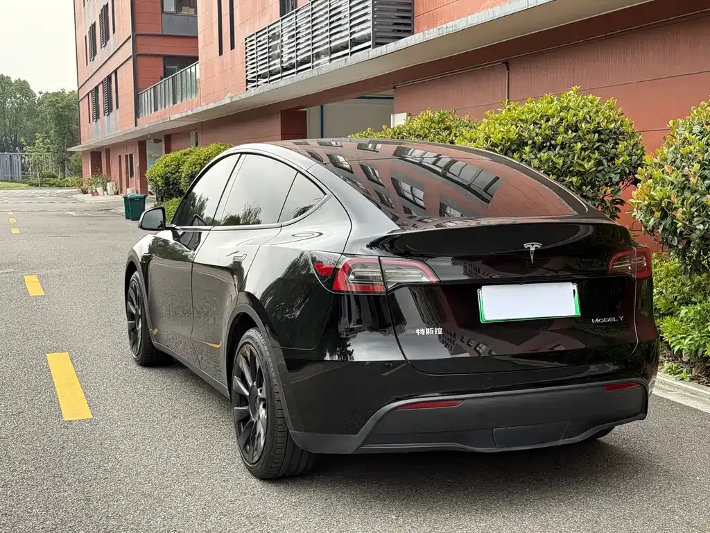 Tesla Model Y 2022 из CN, фото 10