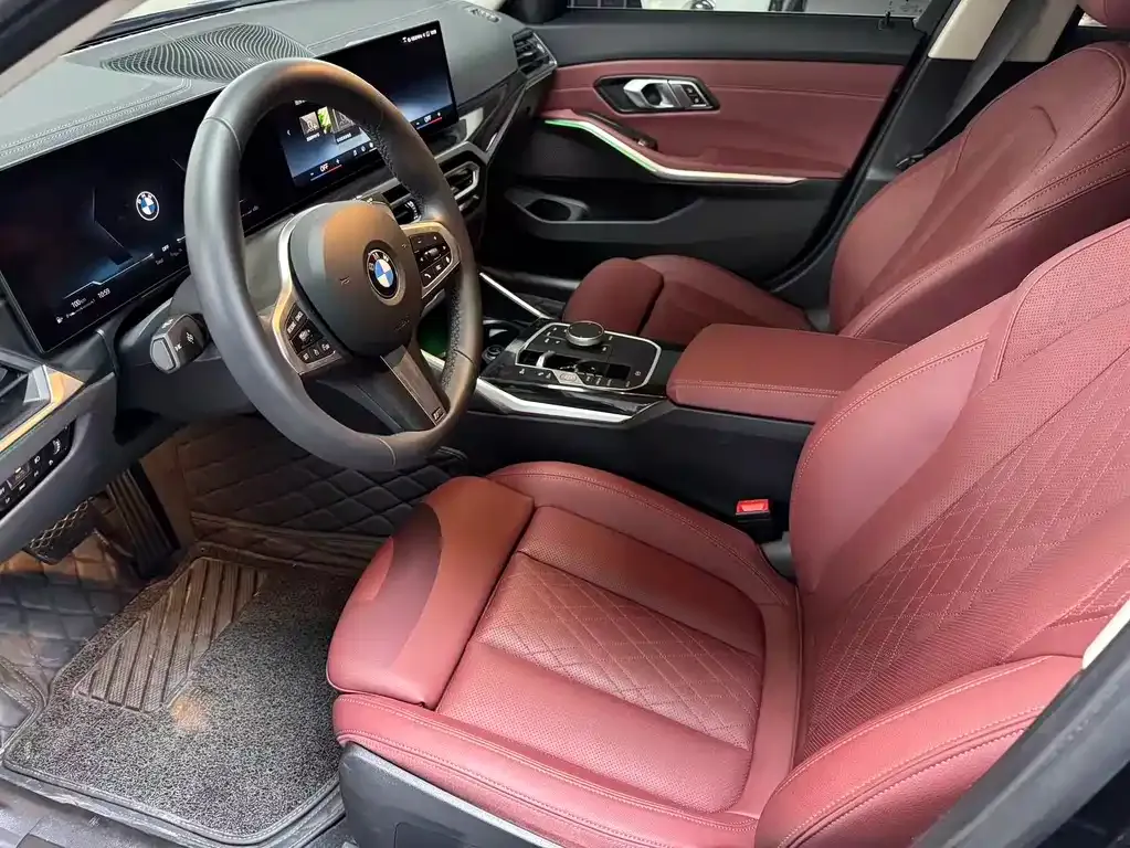 BMW 3 Series 2024 из CN, фото 2