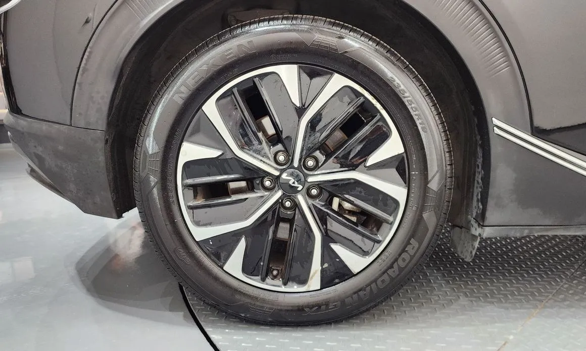 Kia EV6 2023 из KR, фото 4