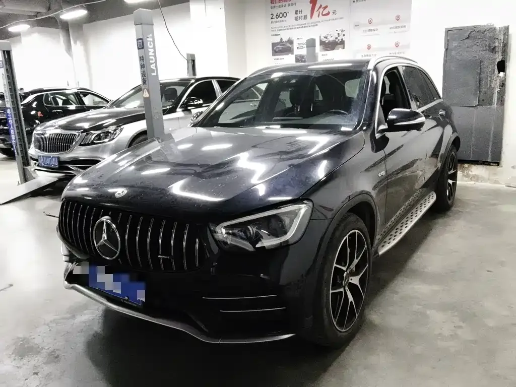 Mercedes-Benz GLC AMG
