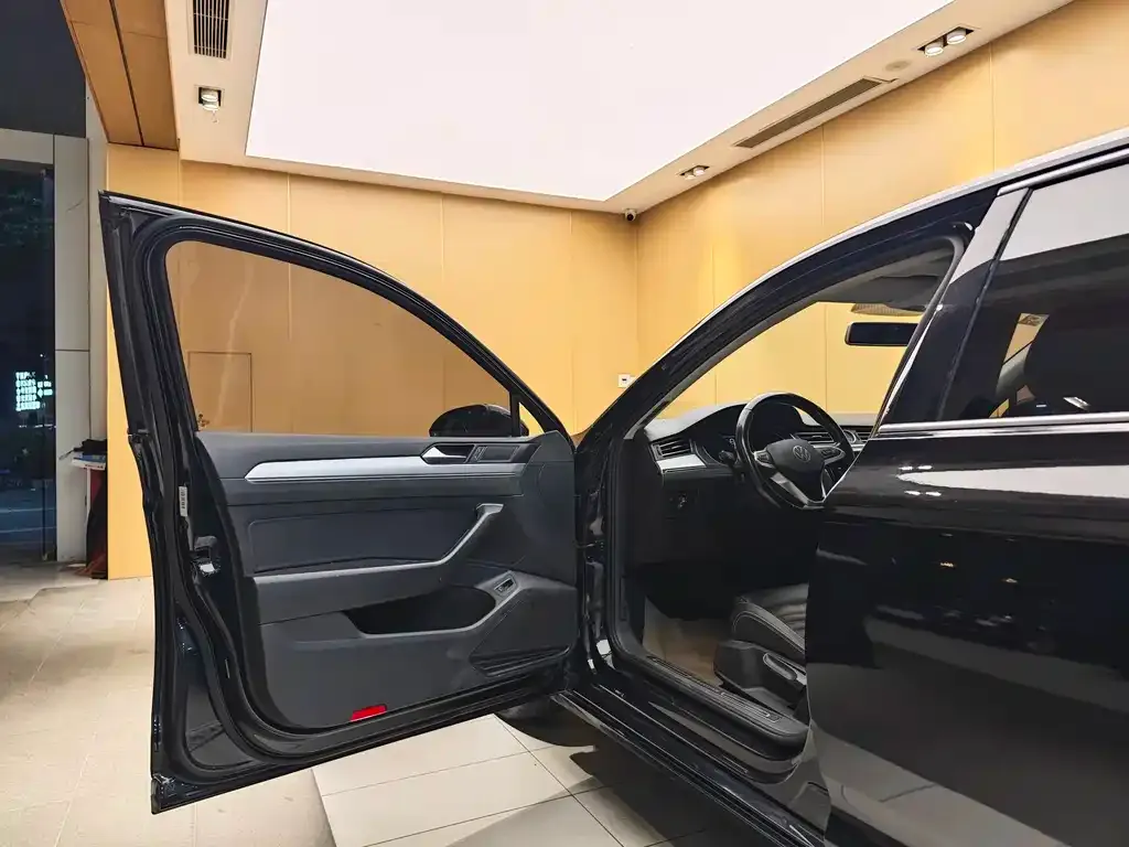 Volkswagen Magotan 2021 из CN, фото 10