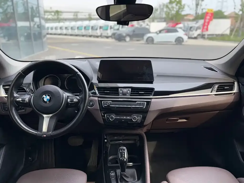 BMW X1 2021 из CN, фото 2