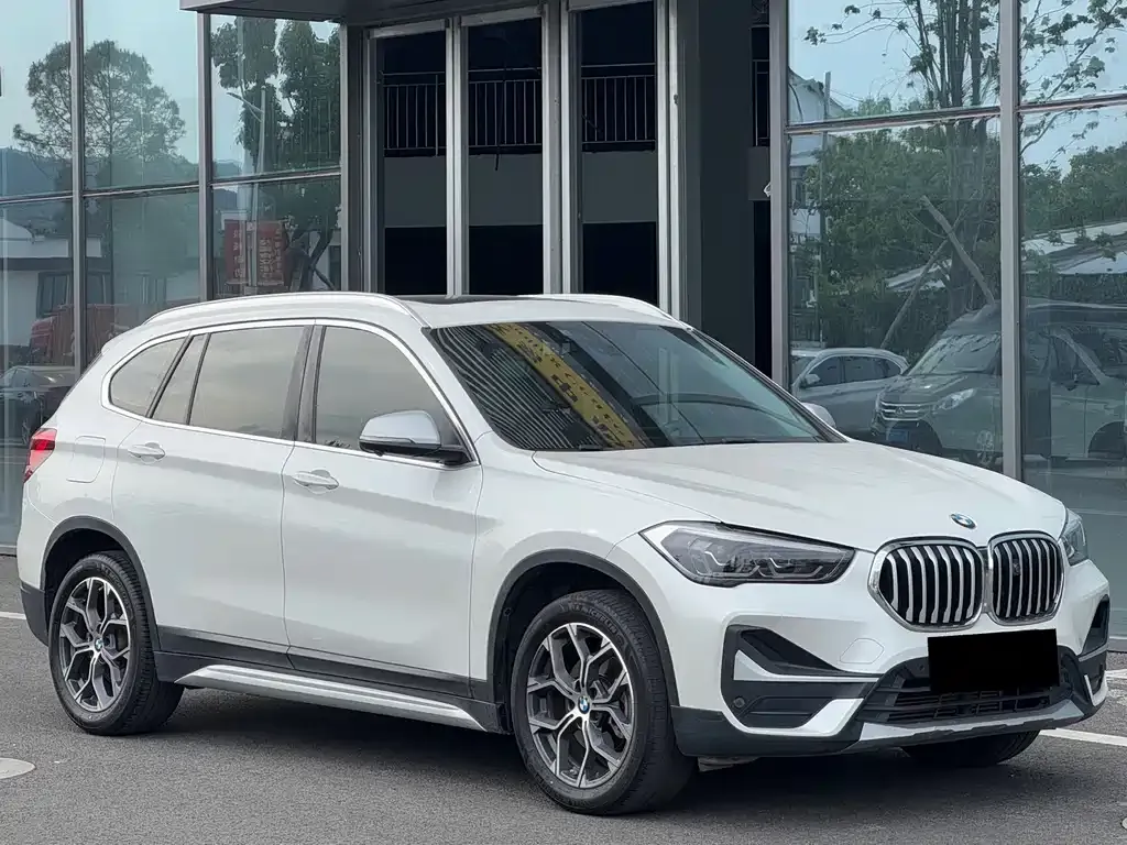 BMW X1 2021 из CN, фото 8