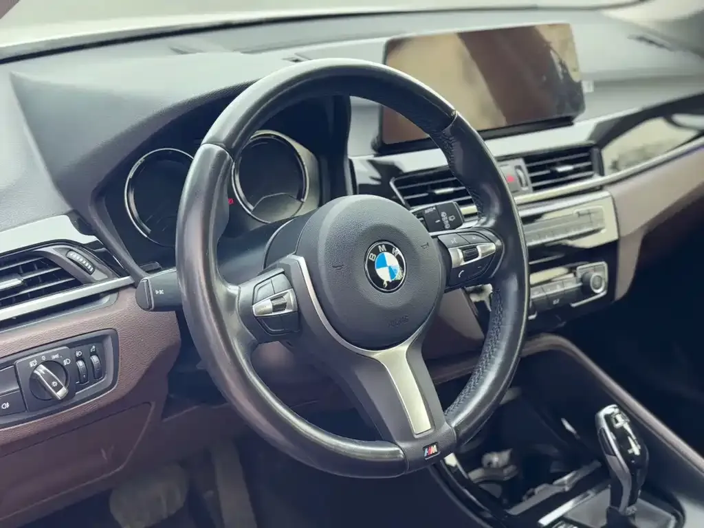 BMW X1 2021 из CN, фото 6