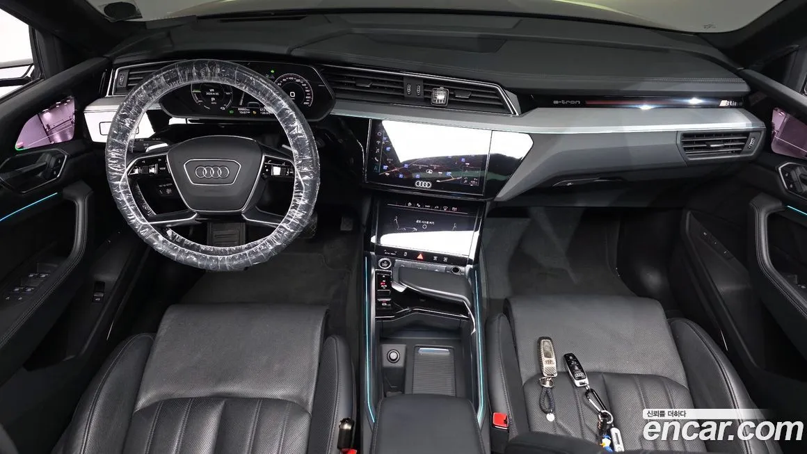 Audi e-tron 2023 из KR, фото 9