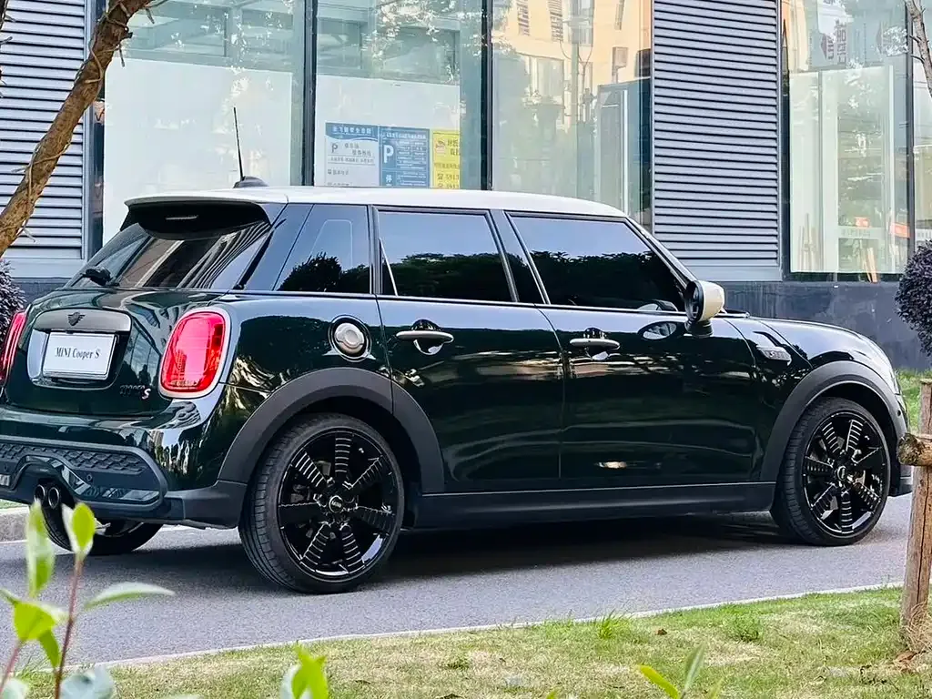 MINI Cooper (3-door) — фото 10