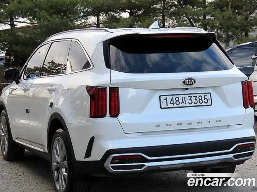 Kia Sorento — фото 5