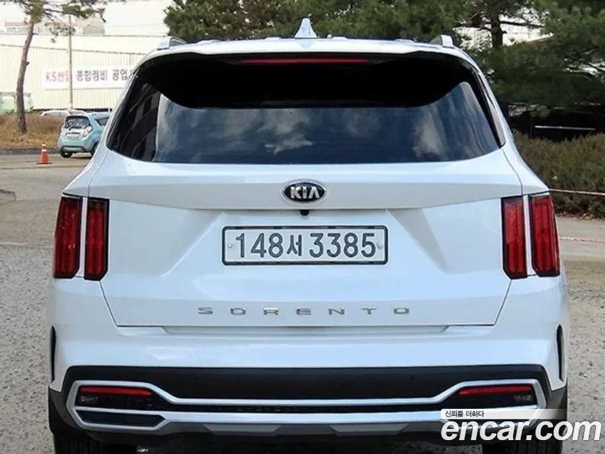 Kia Sorento — фото 3