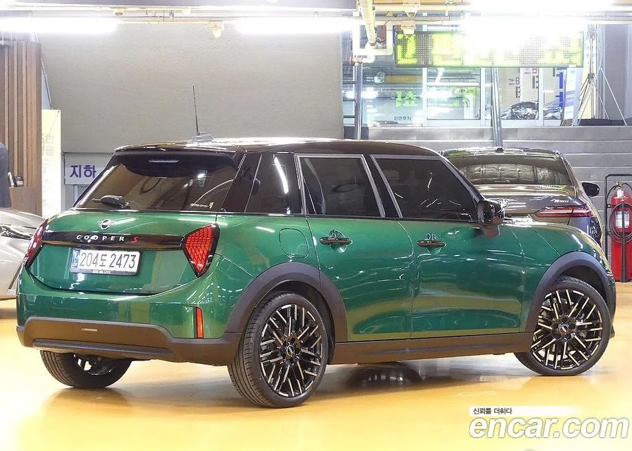 Mini Cooper 2025 из KR, фото 7