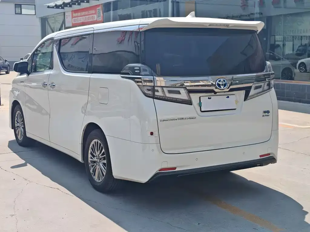 Toyota Alphard 2022 из CN, фото 7