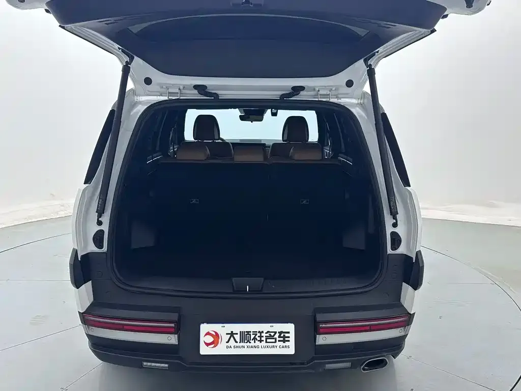 Hyundai Santa Fe 2024 из CN, фото 3
