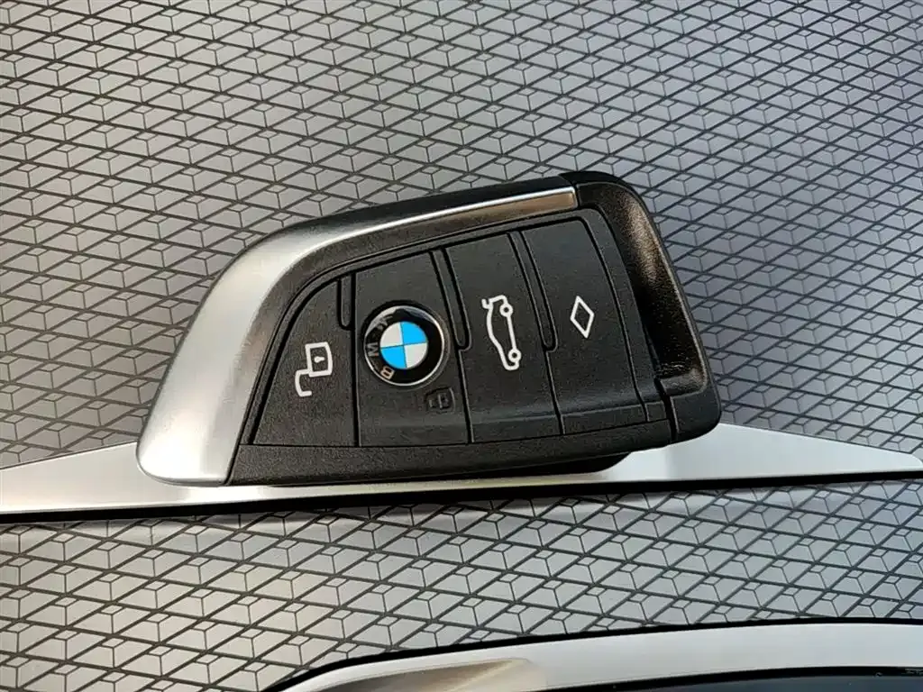 BMW 3 Series — фото 9