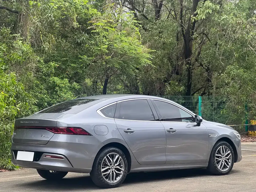 BYD Qin PLUS — фото 10