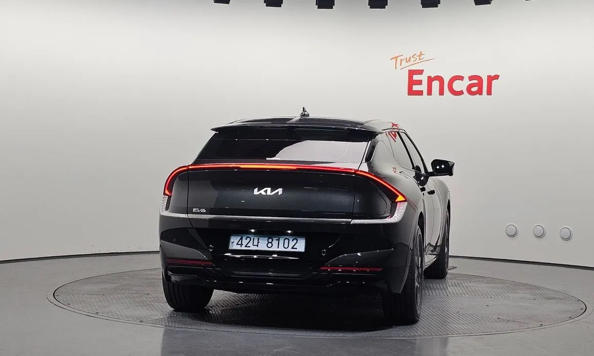Kia EV6 — фото 4