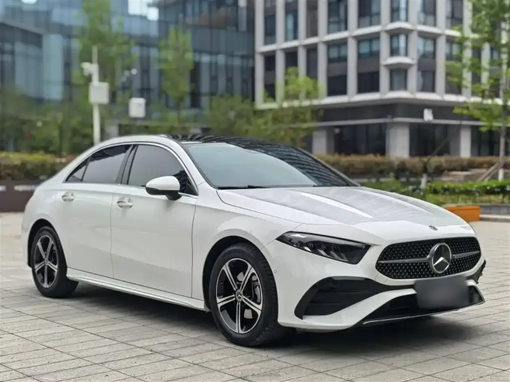 Mercedes-Benz A-Class — фото 6