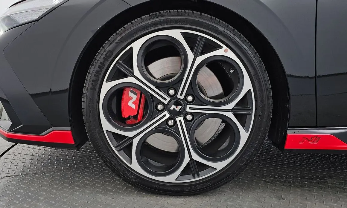 Hyundai AVANTE — фото 3