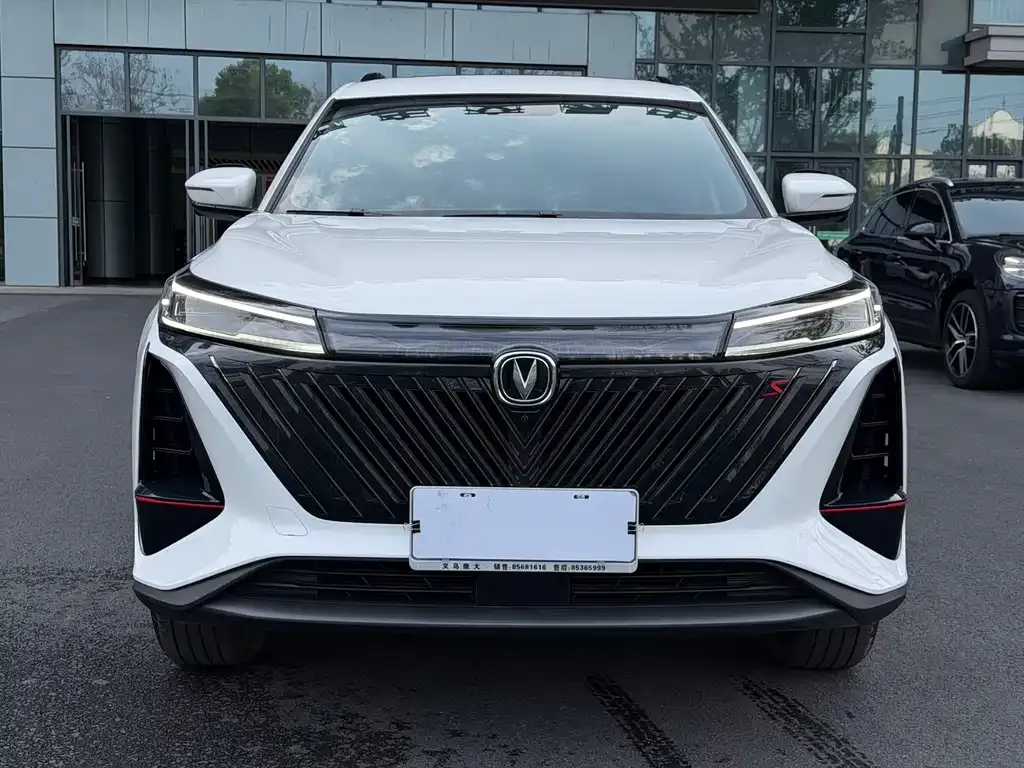 Changan CS75PLUS — фото 2