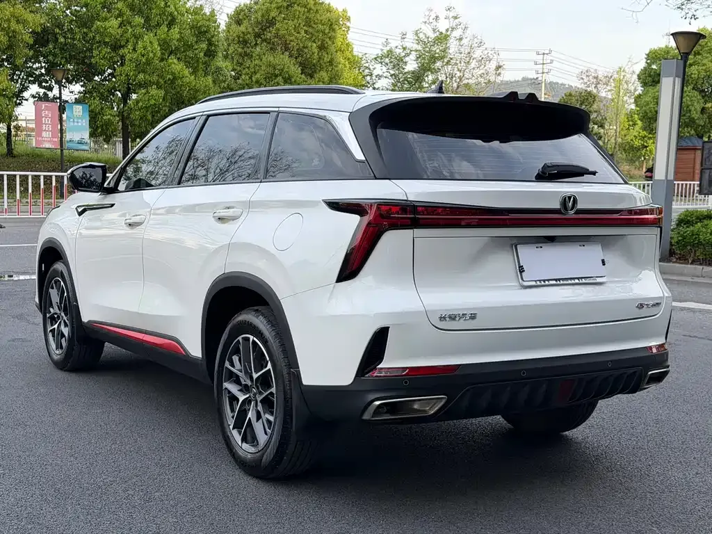 Changan CS75PLUS — фото 10
