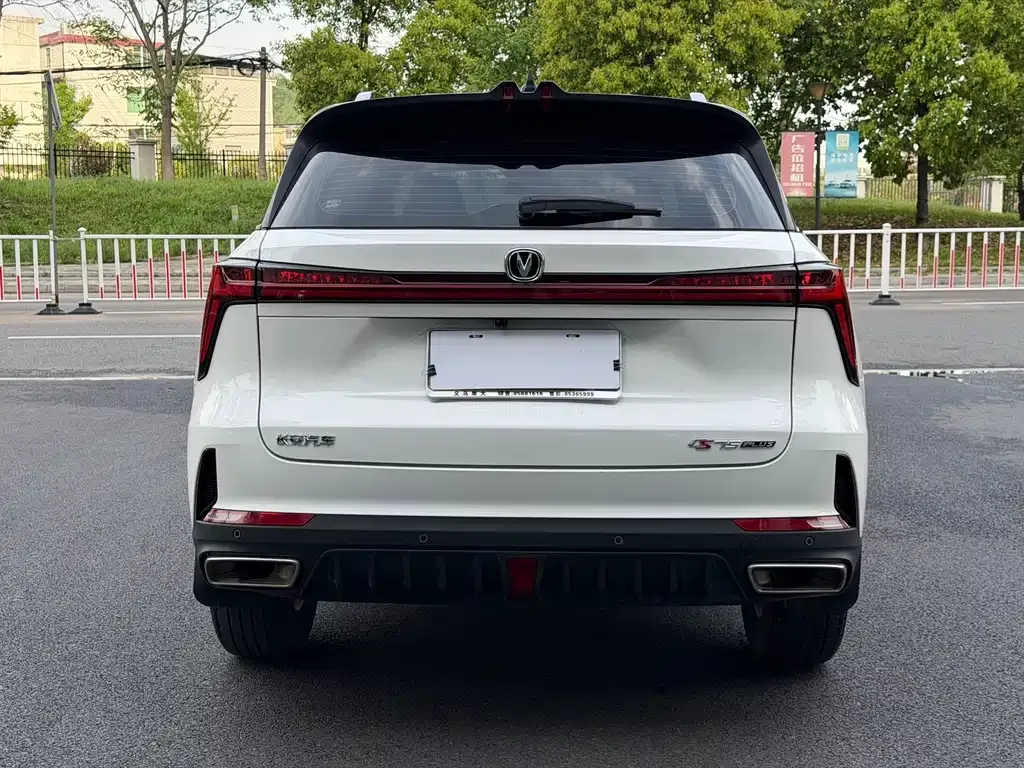 Changan CS75PLUS — фото 6
