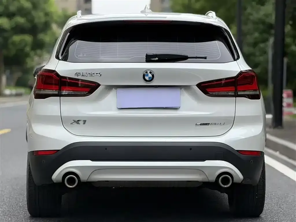 BMW X1 — фото 2