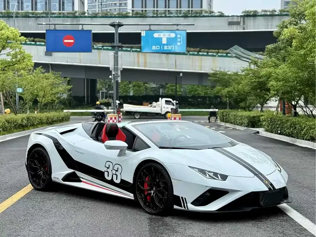 Lamborghini Huracan — фото 10