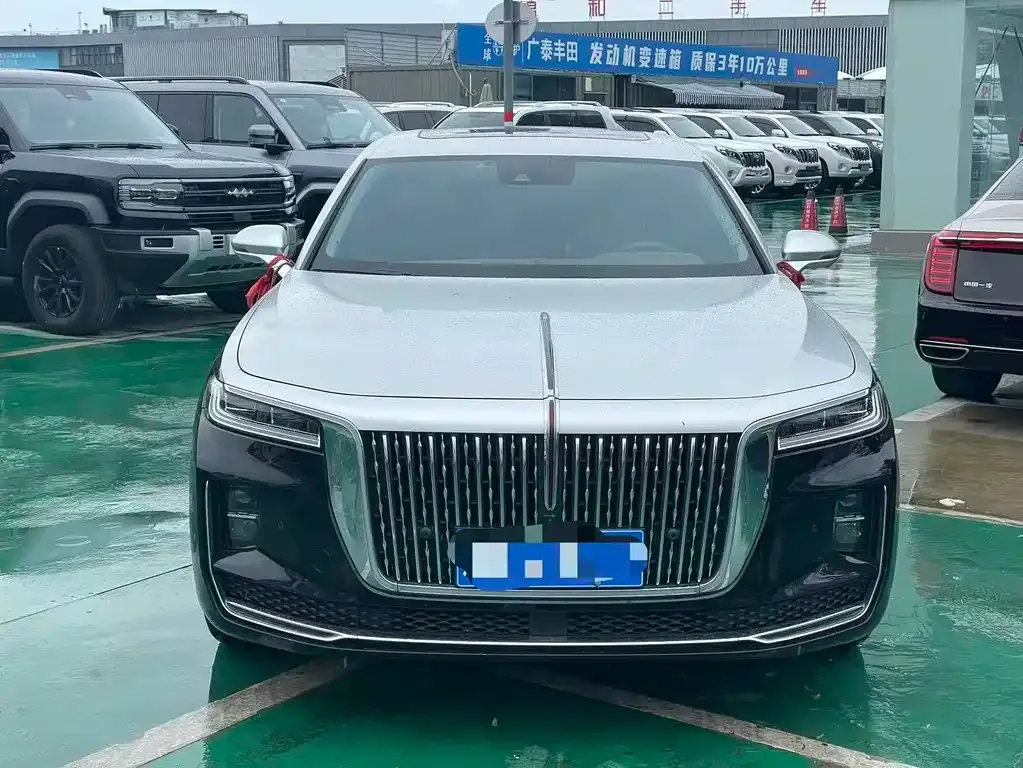 Hongqi H9 — фото 8