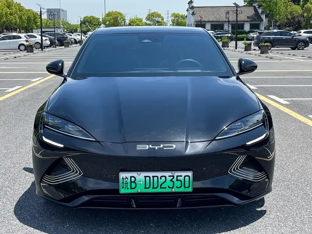 BYD Seal — фото 4