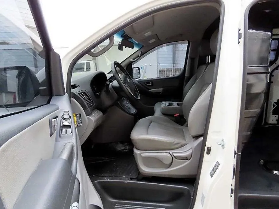 Hyundai Starex 2021 из KR, фото 10
