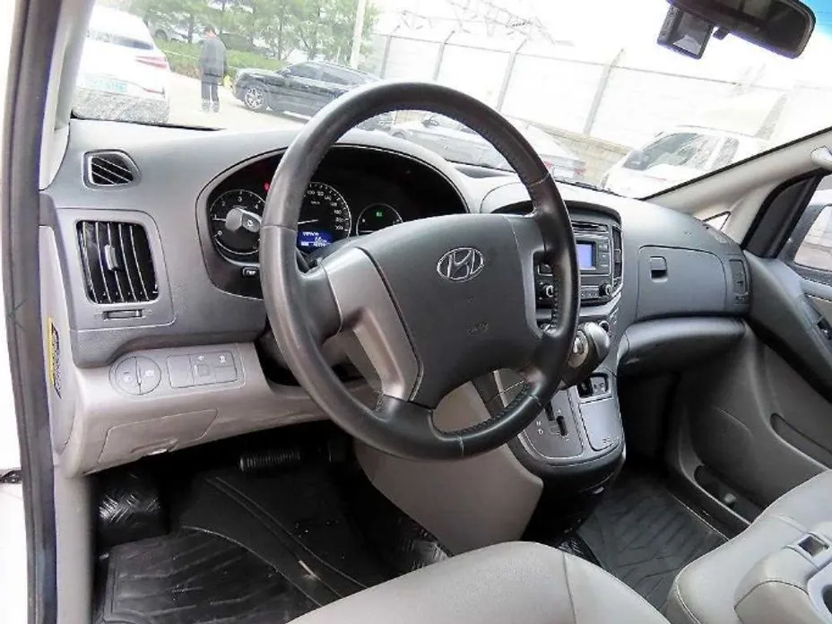 Hyundai Starex 2021 из KR, фото 8