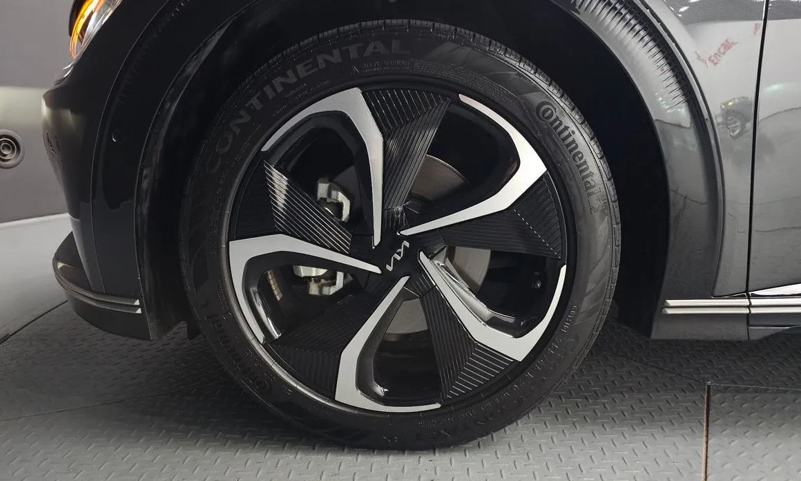 Kia EV6 2023 из KR, фото 7