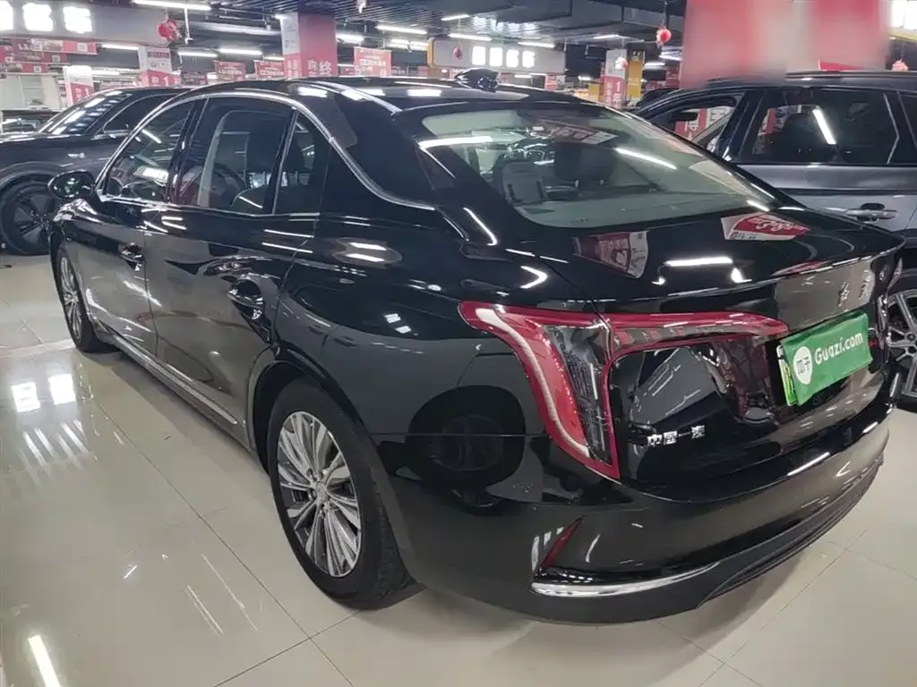 Hongqi E-QM5 — фото 10