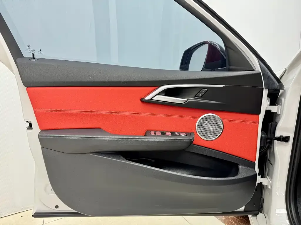 BMW 1 Series 2023 из CN, фото 7