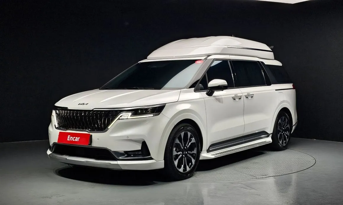 Kia Carnival — фото 1