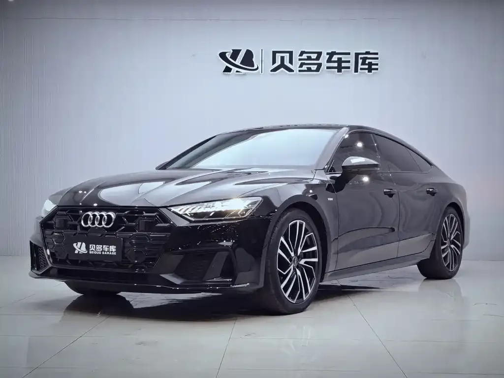 Audi A7 — фото 1