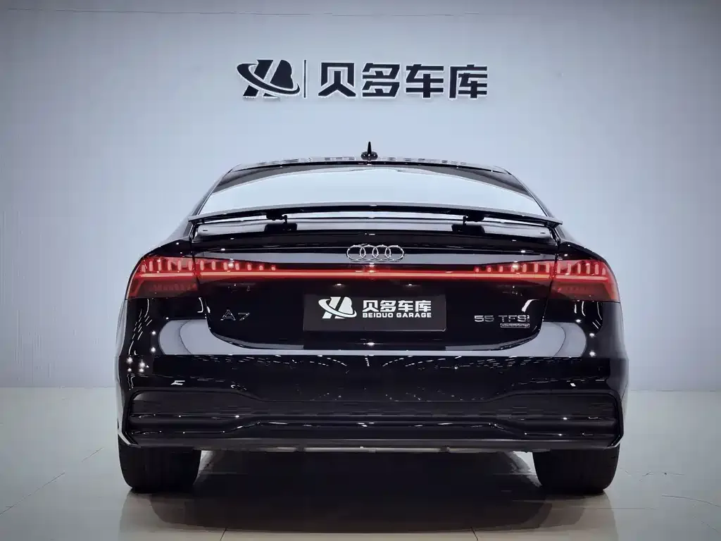 Audi A7 — фото 2