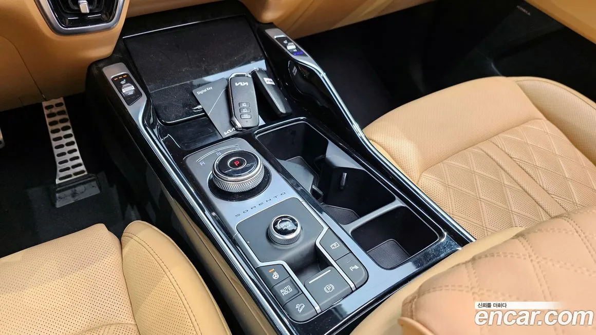 Kia Sorento — фото 6
