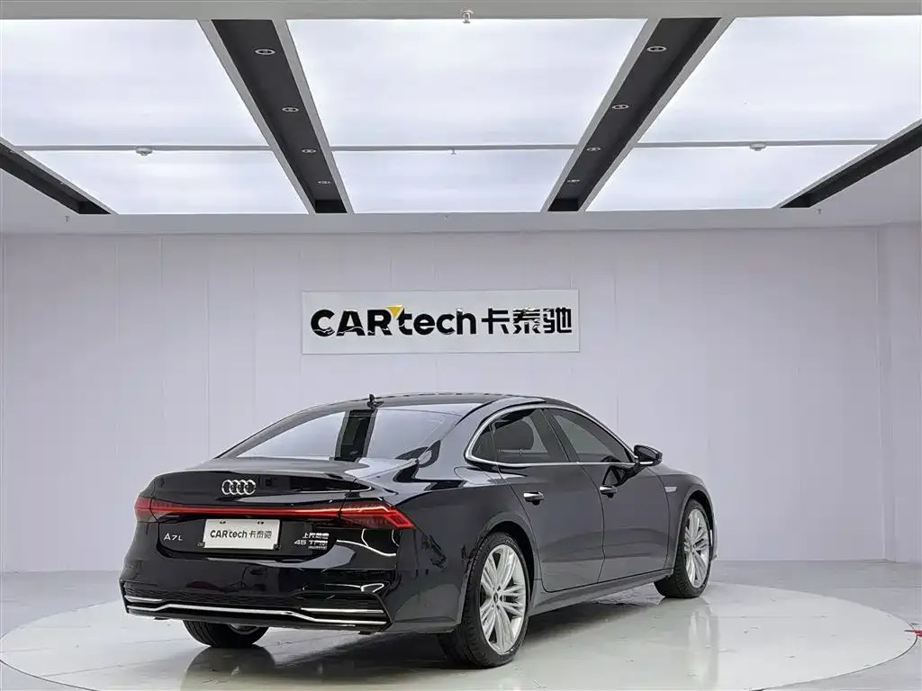 Audi A7L — фото 4