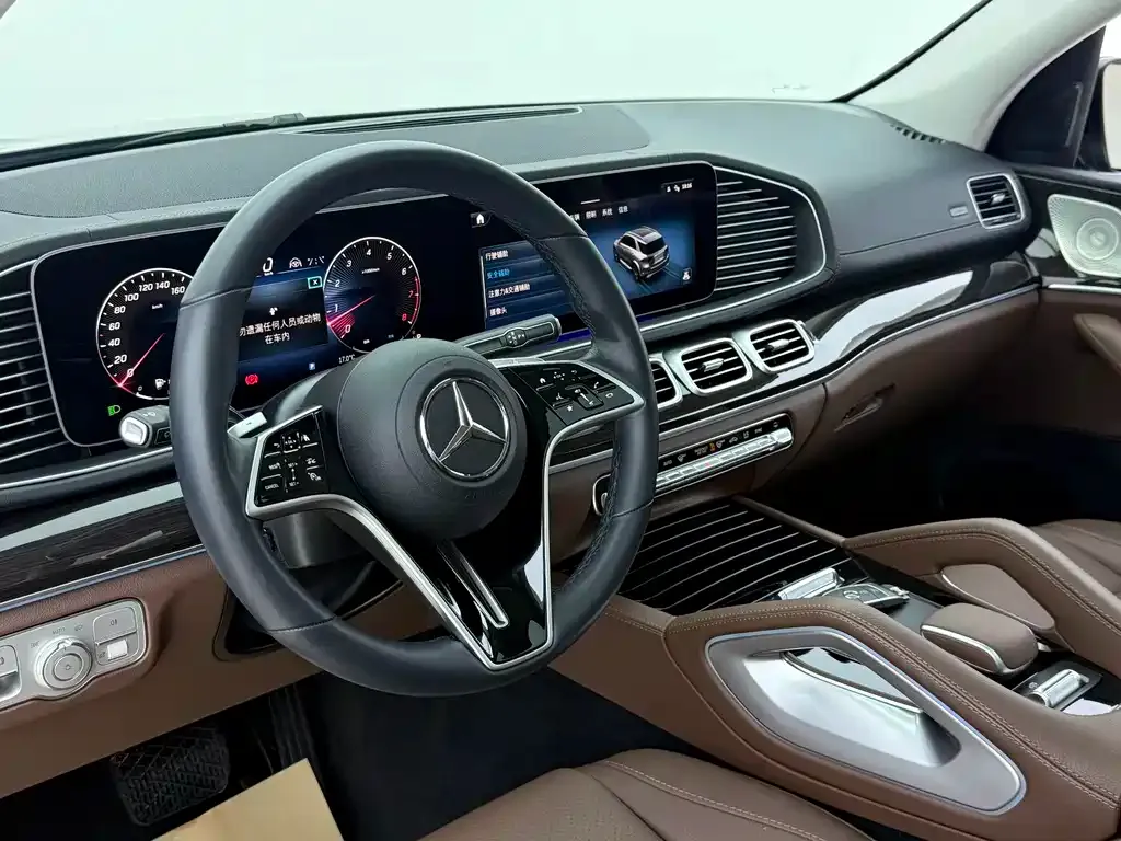 Mercedes-Benz GLE — фото 8