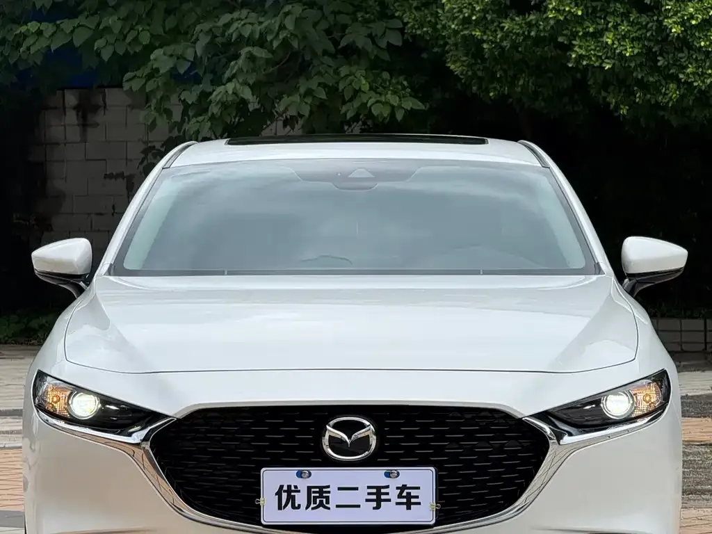 Mazda 3 Axela — фото 3