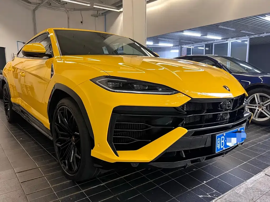 Lamborghini Urus SE 2025 из CN, фото 4