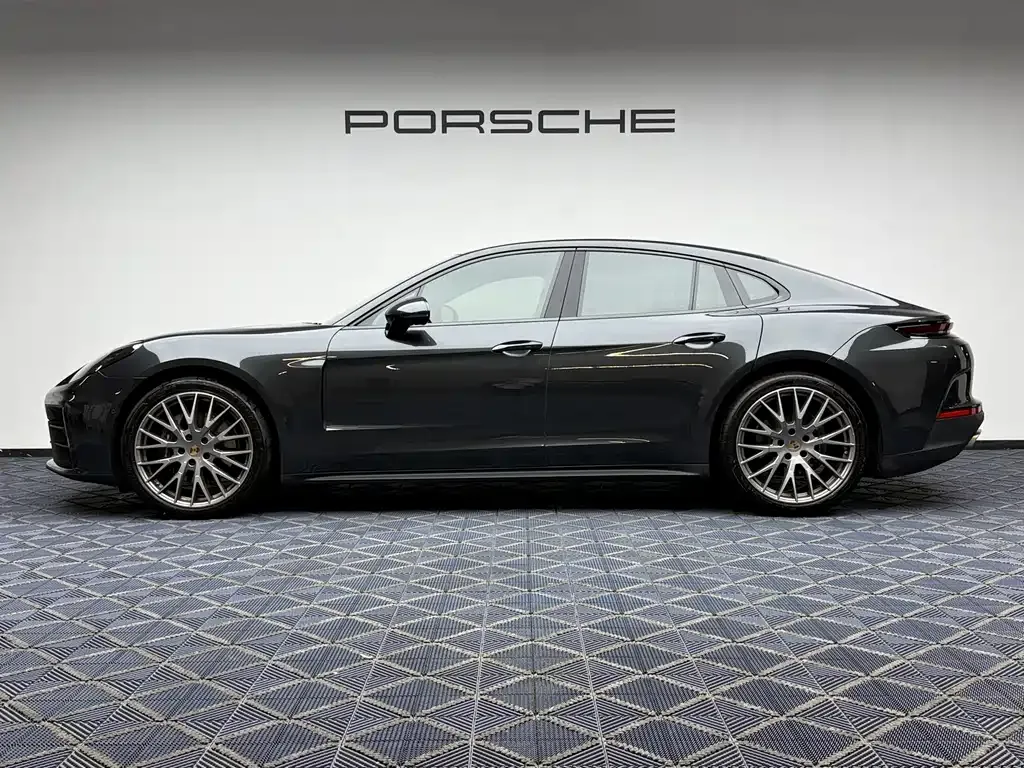Porsche Panamera — фото 10