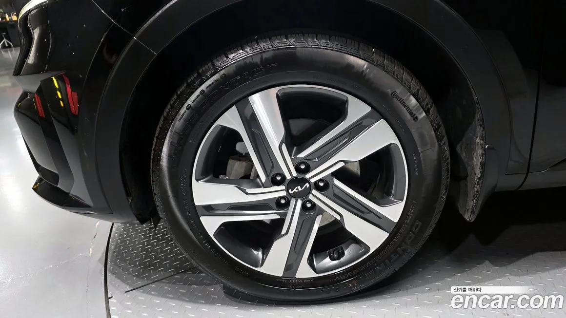 Kia Sorento — фото 7