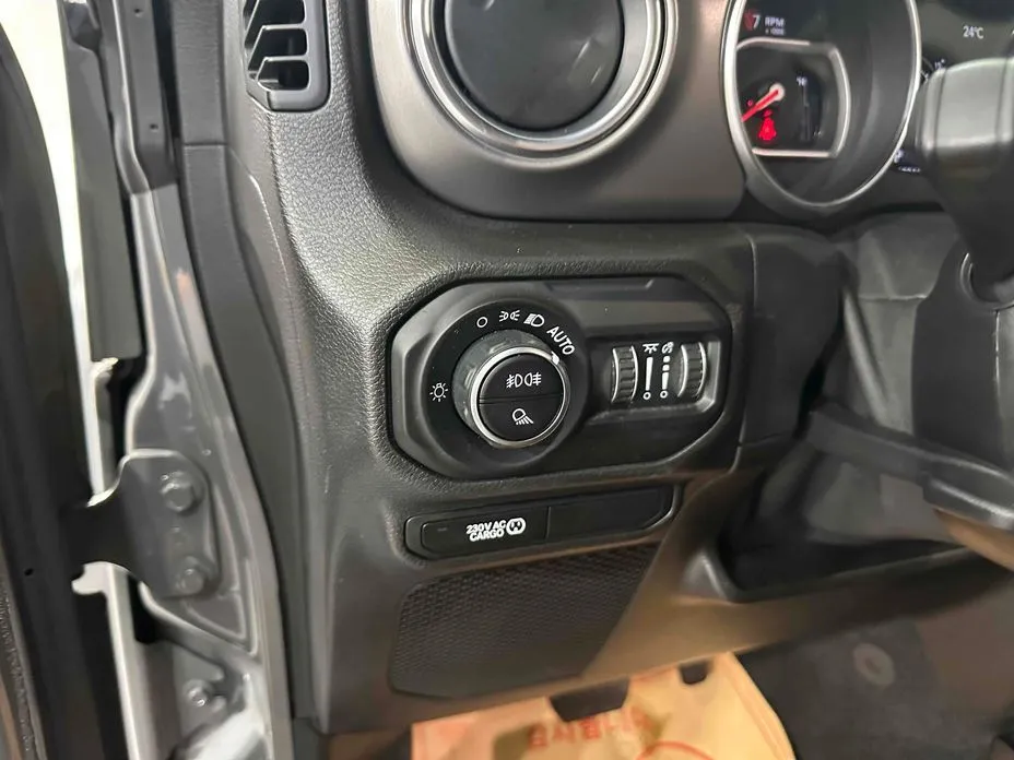 Jeep Gladiator 2021 из KR, фото 2